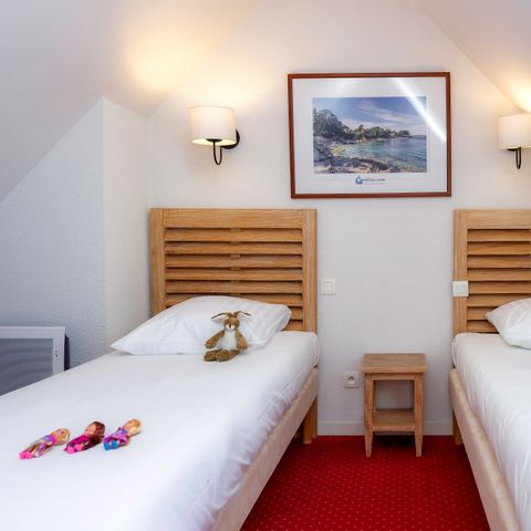 APPARTEMENT 4 personnes - G/295_2 PIECES 4 PERSONNES COTE VILLAGE