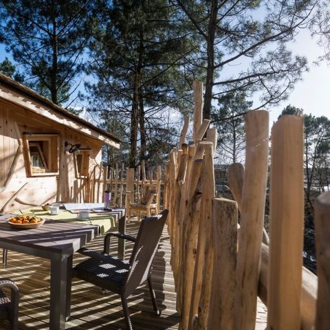 Hébergement 4 personnes - Maison de l'arbre BD400