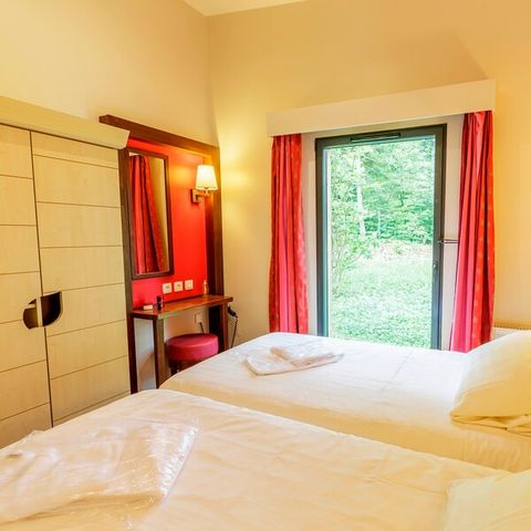 MAISON 12 personnes - VIP TF962