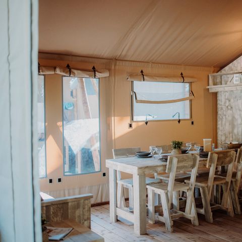 Tente en toile et en bois 5 personnes - Tente Wood Prestige Plus - 2 chambres - 1 salle de bain 38m²
