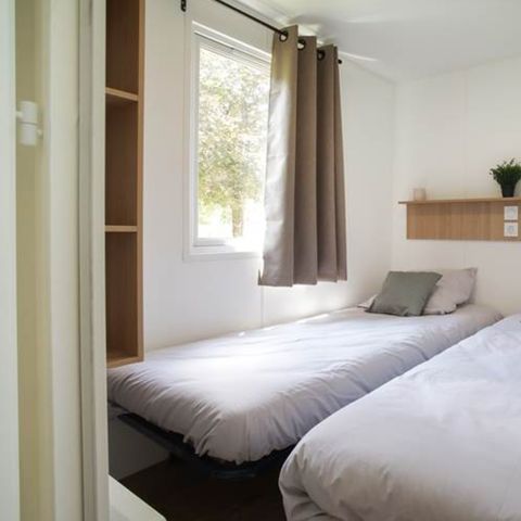 MOBILHOME 4 personnes - Nest29  30,8 m²- 2 chambres + Terrasse couverte + TV