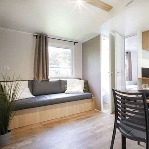 MOBILHOME 4 personnes - Nest29  30,8 m²- 2 chambres + Terrasse couverte + TV