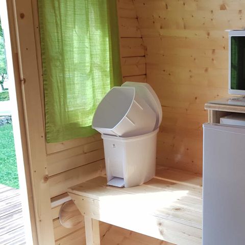 HÉBERGEMENT INSOLITE 2 personnes - Hébergement Tonneau - Sans sanitaires - Toilette sèche