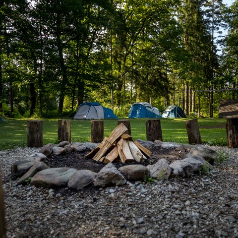 TENTE 3 personnes - Tente équipée pour 2/3 personnes