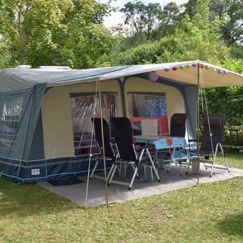 Emplacement - Emplacement (Taille XL) +électricité 10A +voiture
