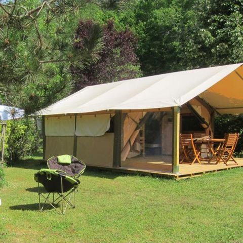 Tente en toile et en bois 5 personnes - Lodge VICTORIA 30m² - Finition Luxe
