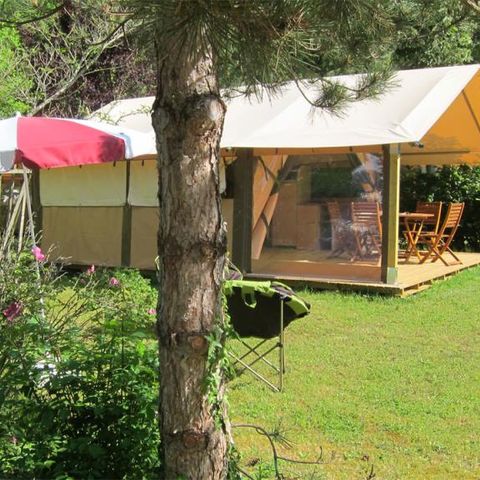 Tente en toile et en bois 5 personnes - Lodge VICTORIA 30m² - Finition Luxe (Dimanche au dimanche)