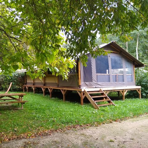 Tente en toile et en bois 5 personnes - Copy Logde KENYA 46m²