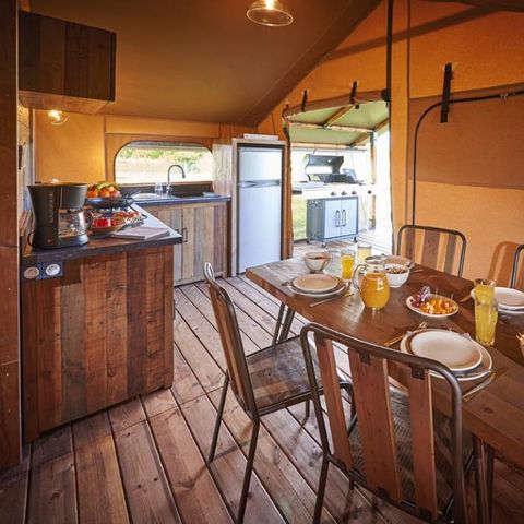 Tente en toile et en bois 5 personnes - Copy Logde KENYA 46m²