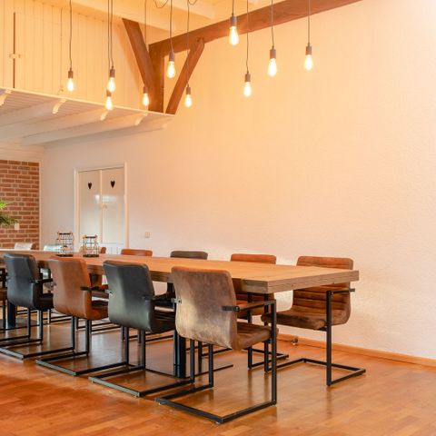 MAISON 14 personnes - Luxe avec sauna et bain à remous