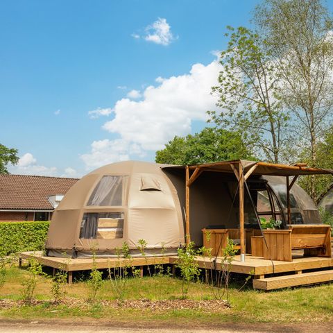 TENTE 4 personnes - Riverdome avec sanitaires privés