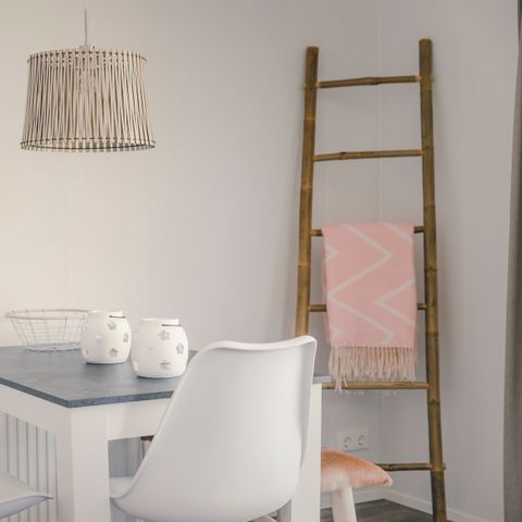 Hébergement pour groupe 30 personnes - 6x bungalette avec véranda
