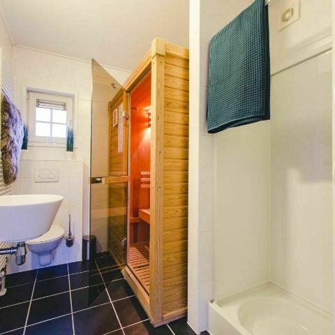 BUNGALOW 5 personnes - Reggehooiberg avec sauna et bain à remous