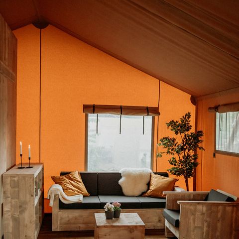 Tente en toile et en bois 4 personnes - avec sanitaires privés (max. 2 adultes)