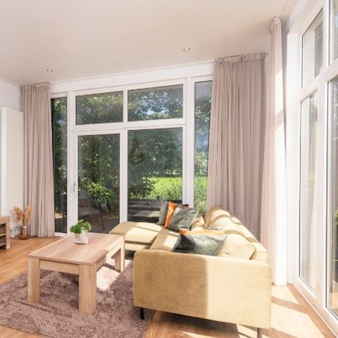 CHALET 6 personnes - Cabane fluviale avec bain à remous