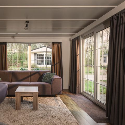 BUNGALOW 4 personnes - Bungalow de base avec bain à remous