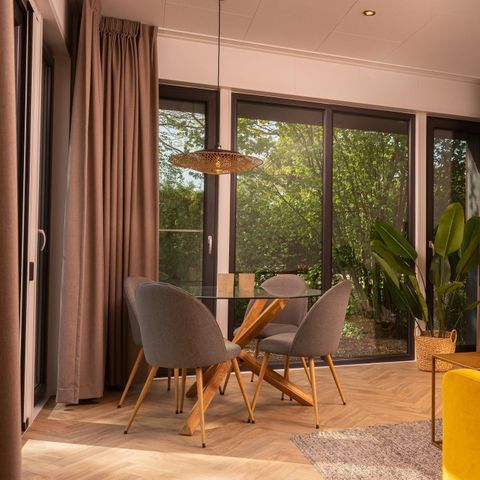 MAISON 28 personnes - 7x Happy Oak Lodge (avec jacuzzi)