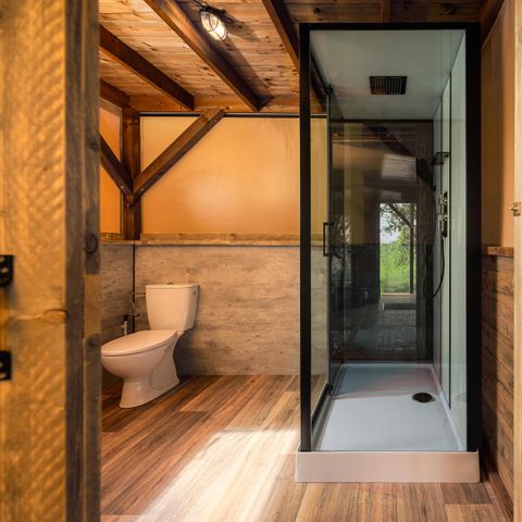 Unique 6 personnes - Tente arboricole sur la Regge avec sanitaires privés
