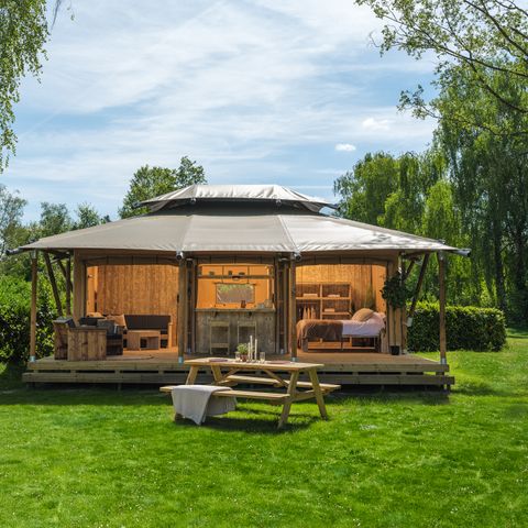 Tente en toile et en bois 5 personnes - Suite safari avec salle de bain privée