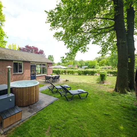 Bungalow 6 personnes - Bungalow pour enfants à la ferme avec sauna et bain à remous