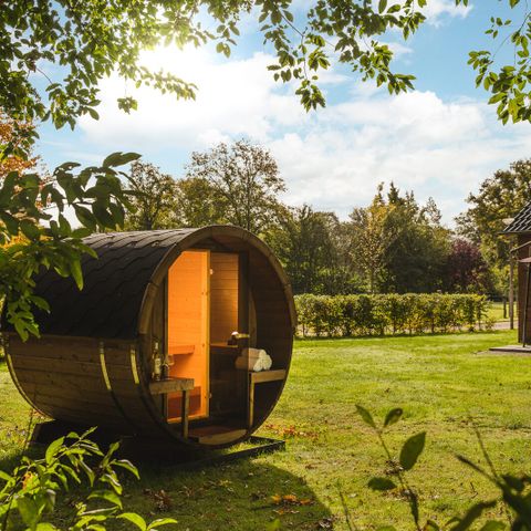 BUNGALOW 5 personnes - Bungalow pour bébés et enfants "Knights & Princesses" avec sauna et bain à bulles