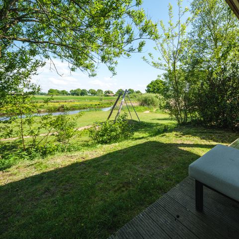 BUNGALOW 2 personnes - River Lodge "Wellnesshuus" avec bain à bulles, sauna, baignoire et douche solaire