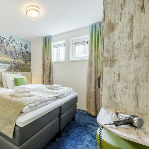 HÉBERGEMENT INSOLITE 6 personnes - Maison Flottante 6 personnes