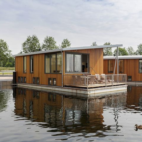 HÉBERGEMENT INSOLITE 6 personnes - Maison Flottante 6 personnes