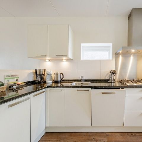 APPARTEMENT 6 personnes - Suite VIP au bord de l'eau EH906