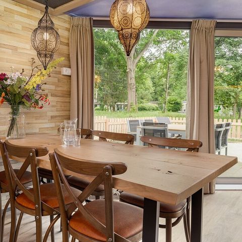 HÉBERGEMENT INSOLITE 6 personnes - Aventure EH1543