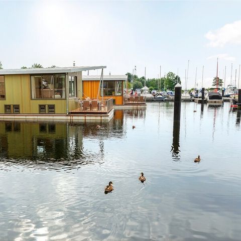 HÉBERGEMENT INSOLITE 6 personnes - Maison Flottante 6 personnes