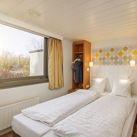 BUNGALOW 4 personnes - Adapté aux fauteuils roulants Premium EH1529