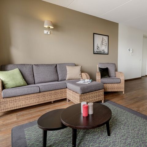 APPARTEMENT 4 personnes - Suite VIP avec vue sur le fleuve EH904