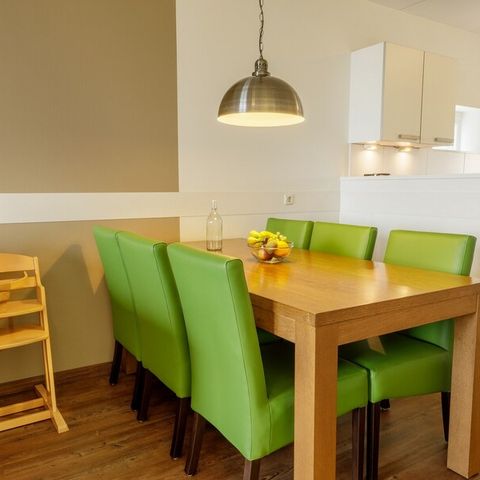 APPARTEMENT 6 personnes - Suite au bord de l'eau VIP EH906