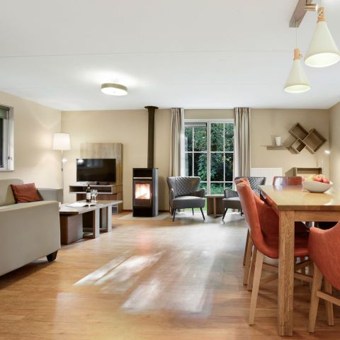 BUNGALOW 8 personnes - 8L