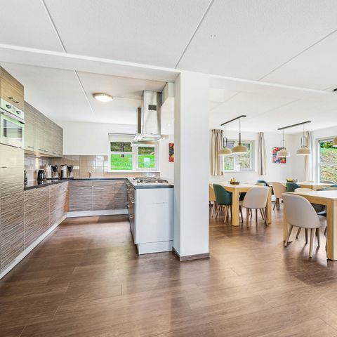 MAISON 24 personnes - 24L