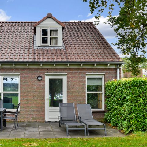 BUNGALOW 8 personnes - 8L1