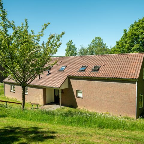 MAISON 24 personnes - 24L