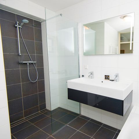 MAISON 8 personnes - 8L1 Luxe