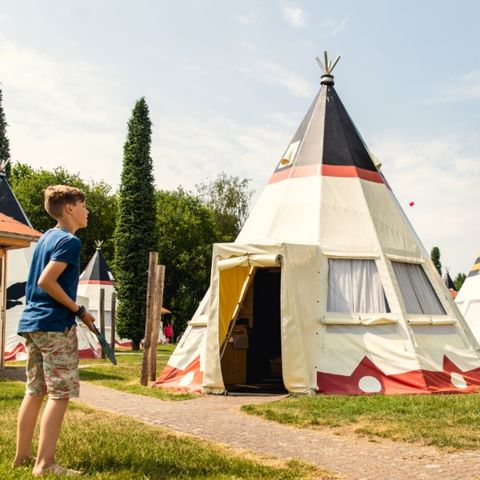 TENTE 6 personnes - Spécial - Wigwam Deluxe (max. 2 adultes)