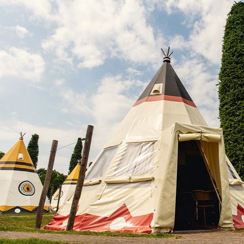 TENTE 6 personnes - Spécial - Wigwam Deluxe (max. 2 adultes)