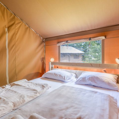 TENTE TOILE ET BOIS 4 personnes