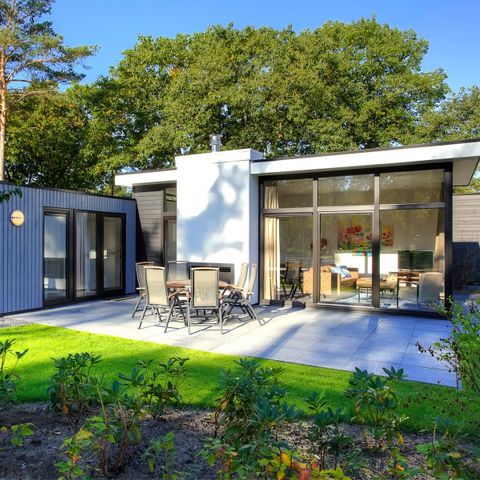 BUNGALOW 4 personnes - Cube Exclusif