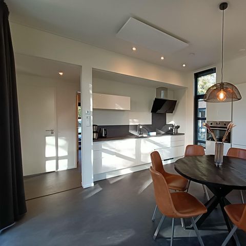 BUNGALOW 4 personnes - L-Cube