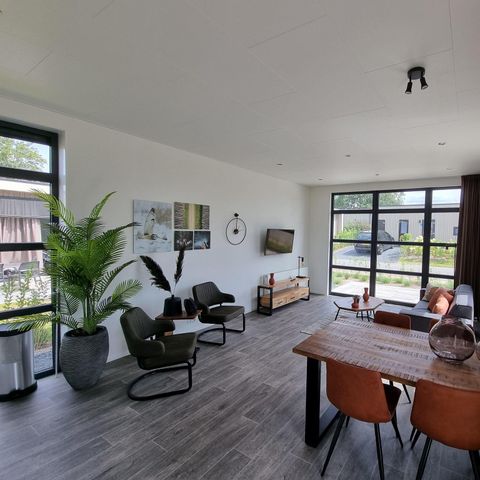 BUNGALOW 4 personnes - Cube Maximum