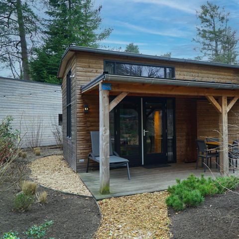 Tiny house 4 personnes - avec bain à remous