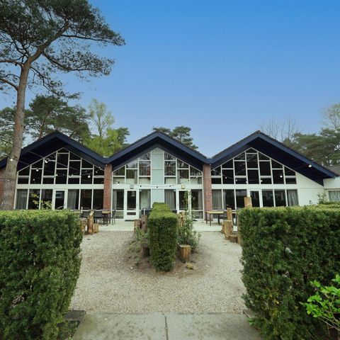 MAISON 24 personnes