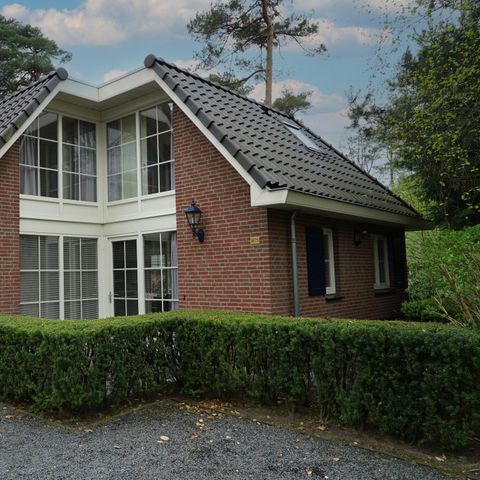 MAISON 10 personnes