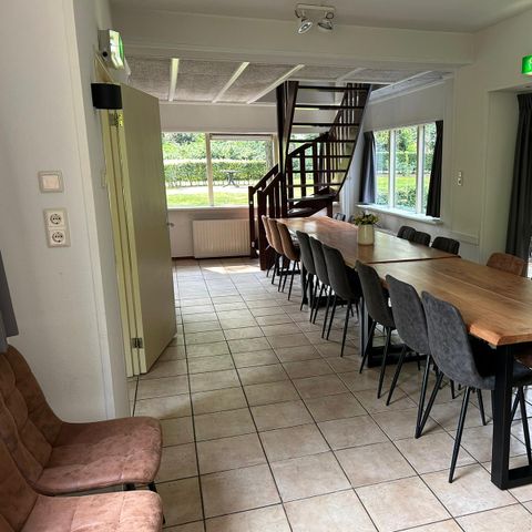 MAISON 32 personnes