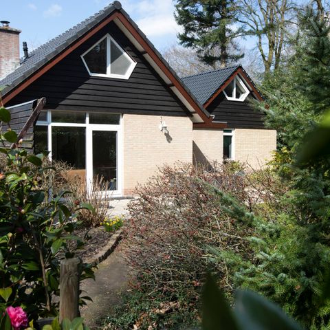 BUNGALOW 6 personnes - 102